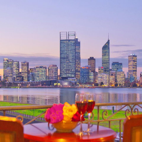 The Peninsula Riverside Serviced Apartments - Tourism Gold Coast 0