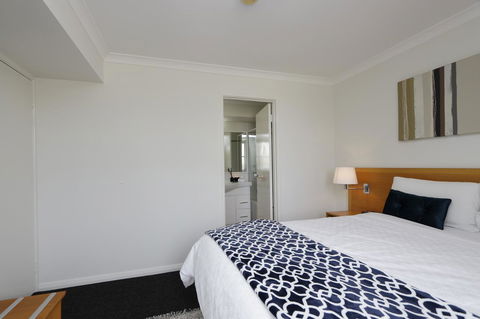 Hillarys Marina Apartment - Tourism Gold Coast 26