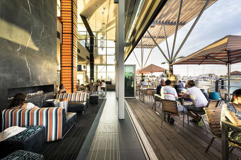 Hillarys Marina Apartment - Tourism Gold Coast 38