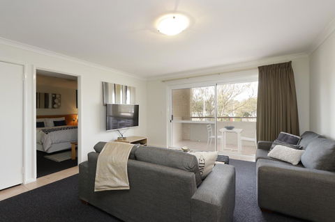 Hillarys Marina Apartment - Tourism Gold Coast 8