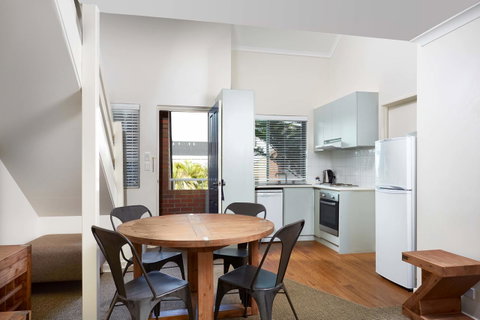 Broadwater Resort Como - Tourism Gold Coast 17