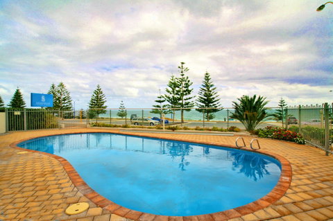 Scarborough Beach Front Resort - Shell Ten - Tourism Gold Coast 12