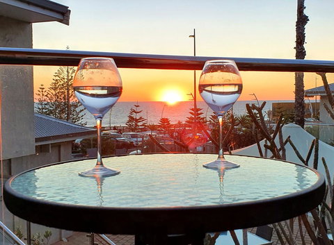 Scarborough Beach Front Resort - Shell Ten - Tourism Gold Coast 8