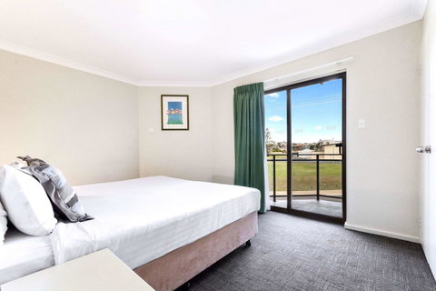Quality Resort Sorrento Beach - Tourism Gold Coast 37