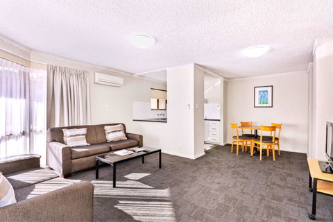 Quality Resort Sorrento Beach - Tourism Gold Coast 31