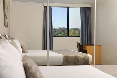 Lodestar Waterside Apartments - Tourism Gold Coast 28
