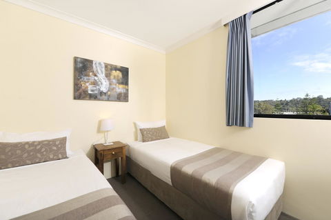 Lodestar Waterside Apartments - Tourism Gold Coast 39