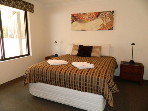 Margaret River Hideaway & Farmstay - Tourism Gold Coast 38