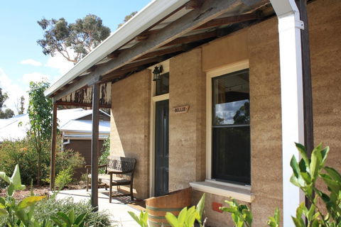 Hotham Ridge Estate - Tourism Gold Coast 0