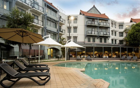 Pagoda Resort & Spa - Tourism Gold Coast 3