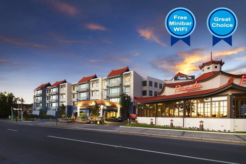 Pagoda Resort & Spa - Tourism Gold Coast 0