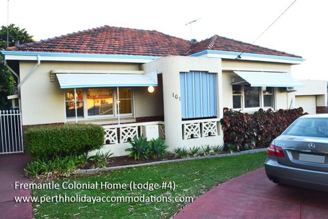 Fremantle Colonial Home - Tourism Gold Coast 26