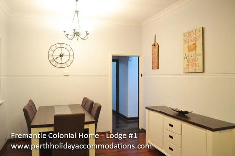Fremantle Colonial Home - Tourism Gold Coast 40