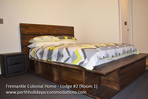 Fremantle Colonial Home - Tourism Gold Coast 6