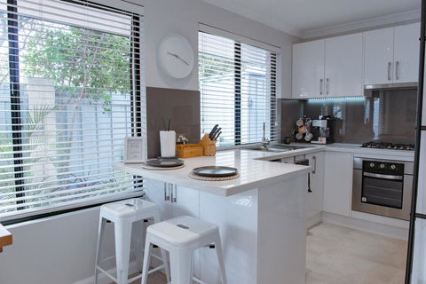 Mindarie Retreat - Tourism Gold Coast 3