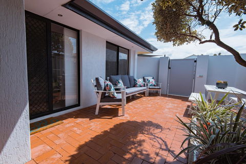 Mindarie Retreat - Tourism Gold Coast 10