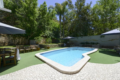 Sullivans Hotel - Tourism Gold Coast 29