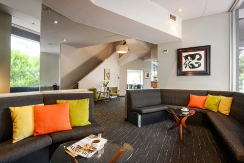 Sullivans Hotel - Tourism Gold Coast 4