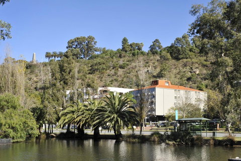 Sullivans Hotel - Tourism Gold Coast 0