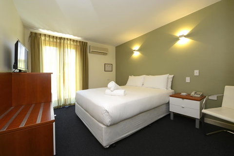 Sullivans Hotel - Tourism Gold Coast 30