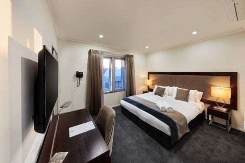 Attika Hotel - Tourism Gold Coast 17