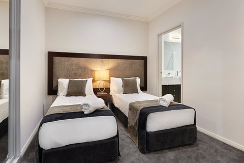 Attika Hotel - Tourism Gold Coast 15