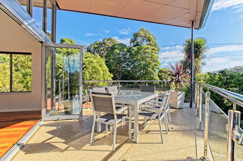 Central Avenue Apartments - Tourism Gold Coast 4