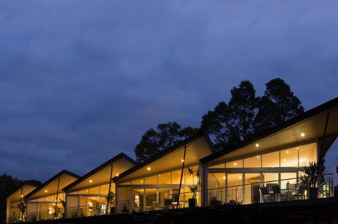 Central Avenue Apartments - Tourism Gold Coast 23