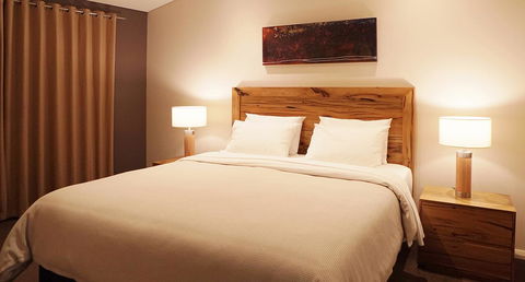 Central Avenue Apartments - Tourism Gold Coast 9