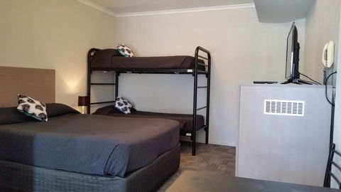 Mandurah Foreshore Motel - Tourism Gold Coast 1