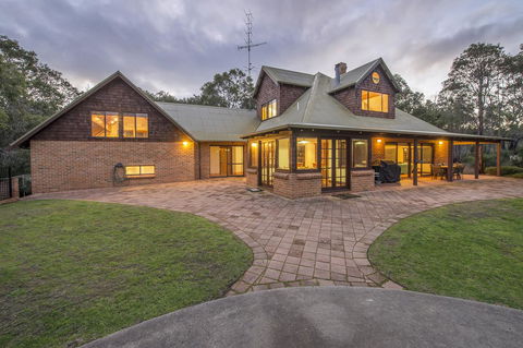 A Hidden Bush Delight - Tourism Gold Coast 4