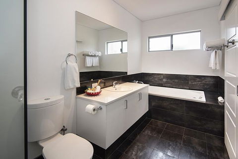 Churchill Studios - Tourism Gold Coast 1