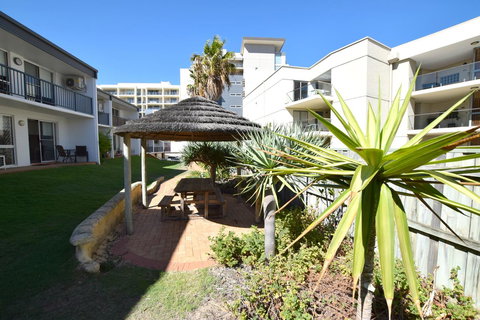 West Beach Lagoon 206 - Sleeps Three! Value!!! - Tourism Gold Coast 19