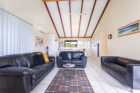 Surfside Ocean Beach Denmark Holiday Accommodation - Gold Coast 43