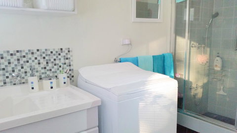 Island View Villas - Tourism Gold Coast 8