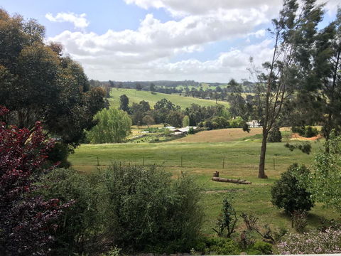 Tegwan's Nest Holiday Home - Tourism Gold Coast 10