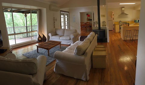 Tegwan's Nest Holiday Home - Tourism Gold Coast 4