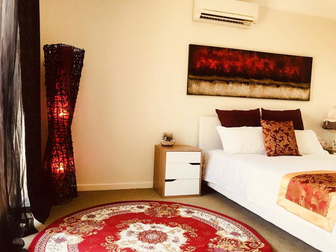 Swan Valley Rest Cottage - Tourism Gold Coast 3