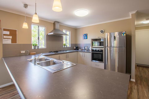 Cape Howe Cottages - Tourism Gold Coast 6