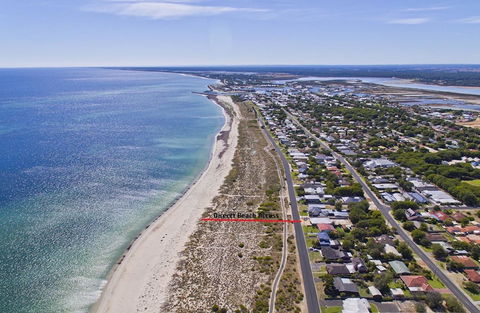 Into The Blue - Tourism Gold Coast 14