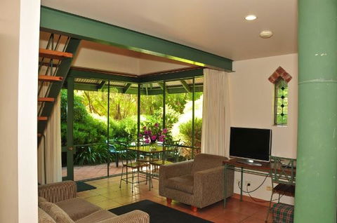 Waterfall Cottages - Tourism Gold Coast 5