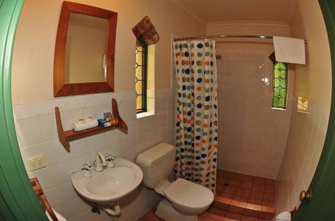 Waterfall Cottages - Tourism Gold Coast 2