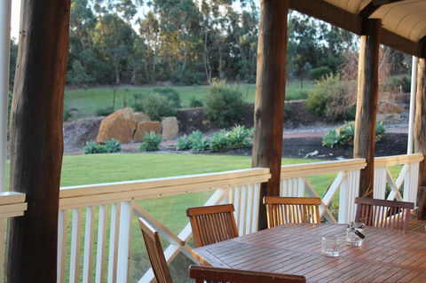 The Farmhouse - Tourism Gold Coast 12