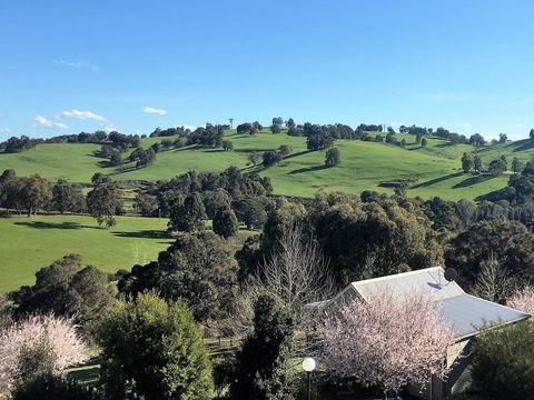 Balingup Highview Chalets - Tourism Gold Coast 1