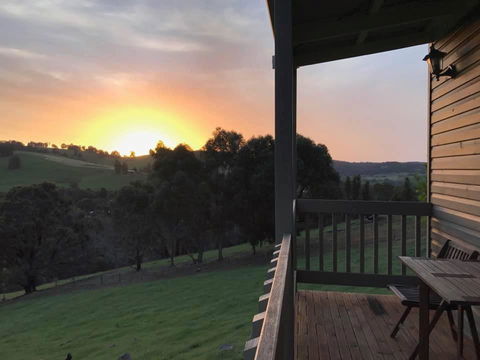 Balingup Highview Chalets - Tourism Gold Coast 11