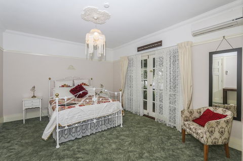 Rosebridge House Bed & Breakfast Adult Retreat - Tourism Gold Coast 9