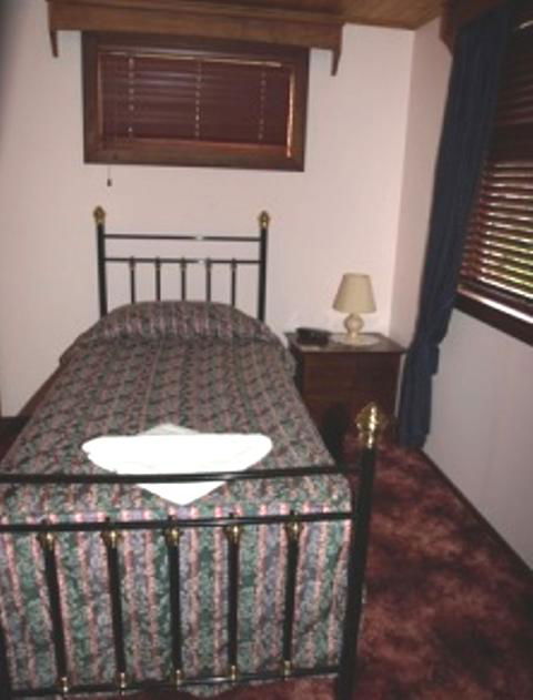 Pemberton Old Picture Theatre Holiday Apartments - Tourism Gold Coast 12