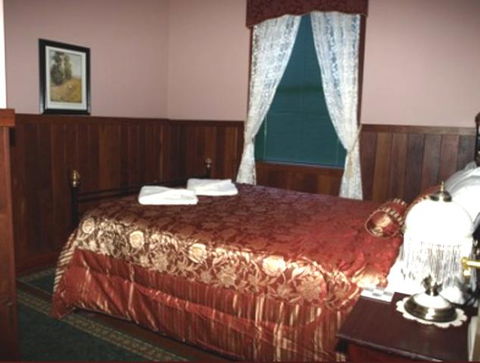 Pemberton Old Picture Theatre Holiday Apartments - Tourism Gold Coast 26
