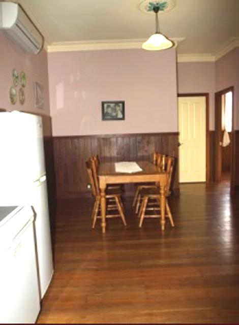 Pemberton Old Picture Theatre Holiday Apartments - Tourism Gold Coast 11