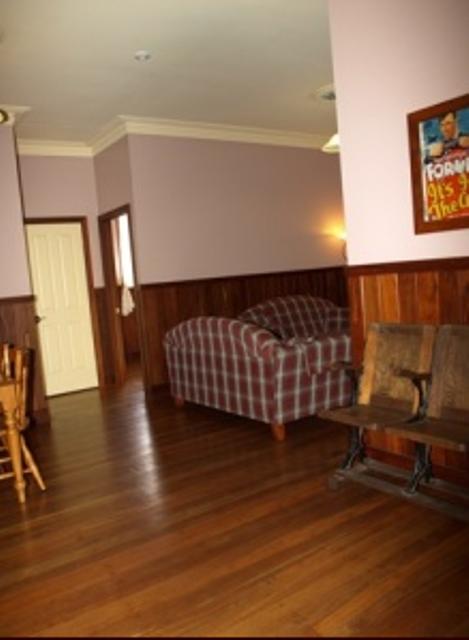Pemberton Old Picture Theatre Holiday Apartments - Tourism Gold Coast 27